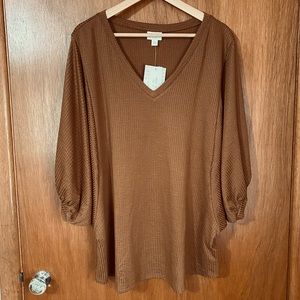 NWT Lularoe Renee balloon sleeve top